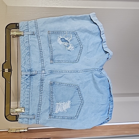 Mossimo denim high rise short short 6/28 - Picture 2 of 3